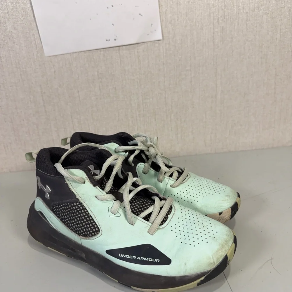 Under Armour‎ Kids Sneakers - Mint and Black